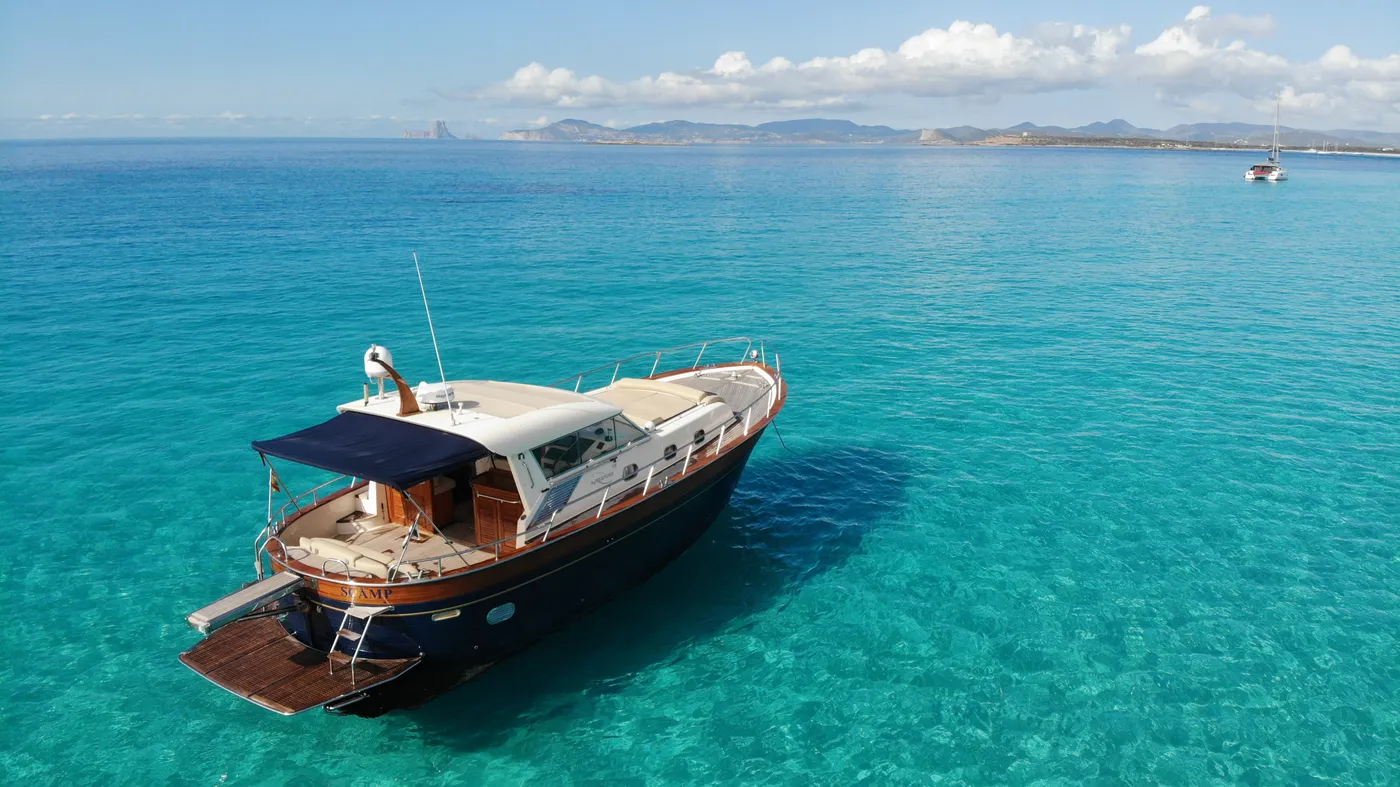 Apreamare 45 · Scamp, private charter Ibiza
