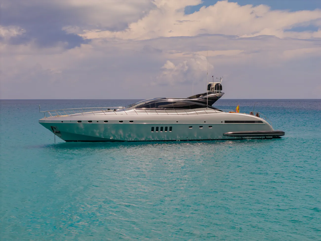 Mangusta 92 · Drift — private charter Ibiza