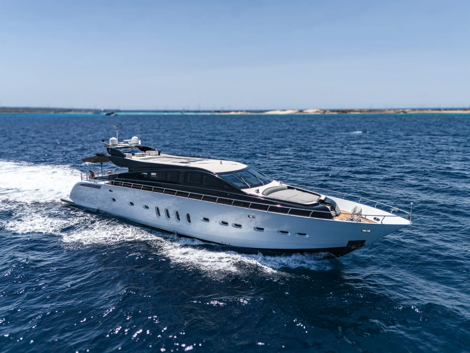 Leopard 102 · La Romana — private charter Ibiza